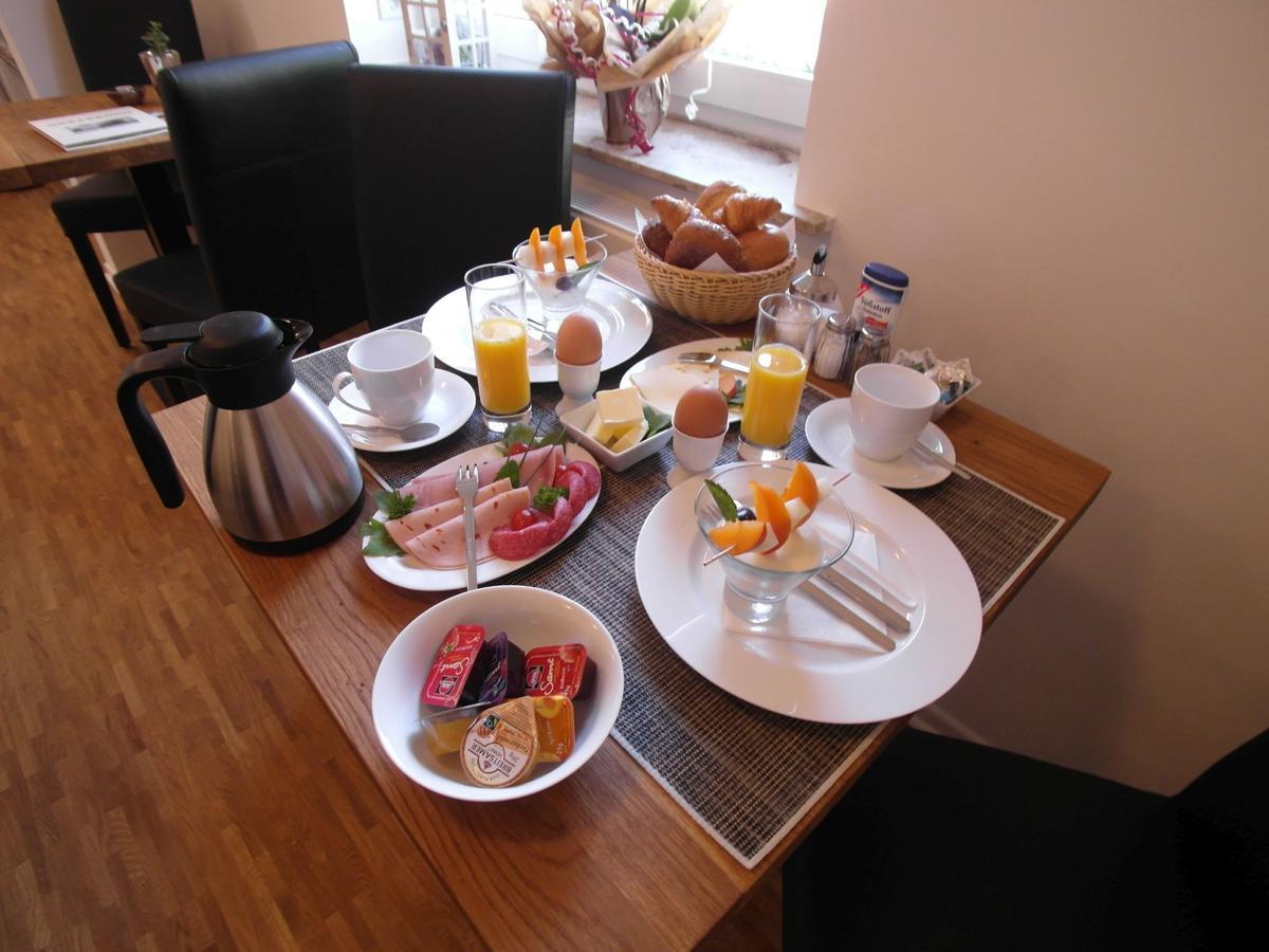 Bed&Breakfast Meerbusch Meerbusch